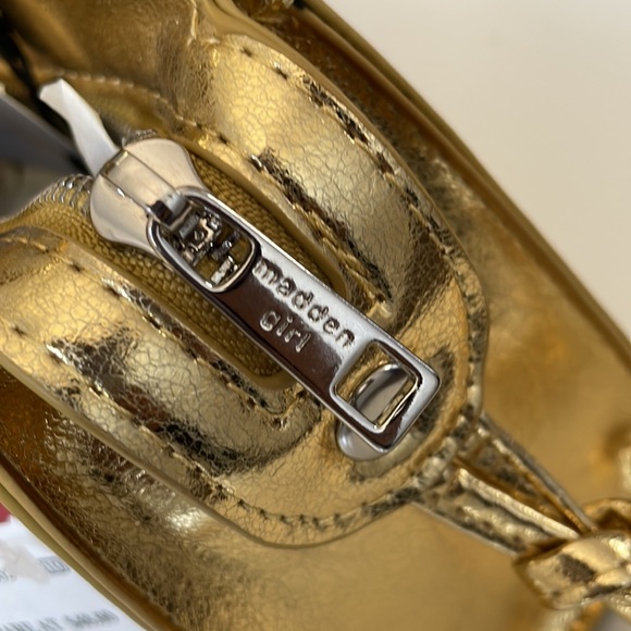 Pretty Metallic Gold City Bag - Picture 6 of 16